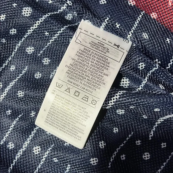 NWT Adidas 2020 Boston Marathon Running Jacket - Red & Blue - Size M - Picture 11 of 13